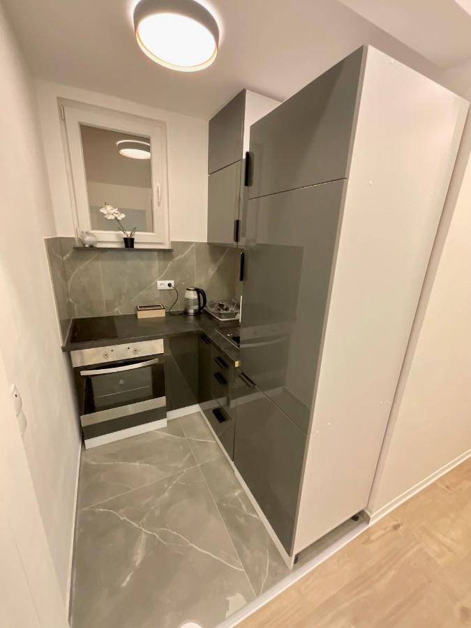 Best Central Apartment - Am Marktplatz - Up To 5 - Next To Frankfurt And Hanau - Coffee And Snacks - Netflix, Prime, Disney Nidderau Ngoại thất bức ảnh